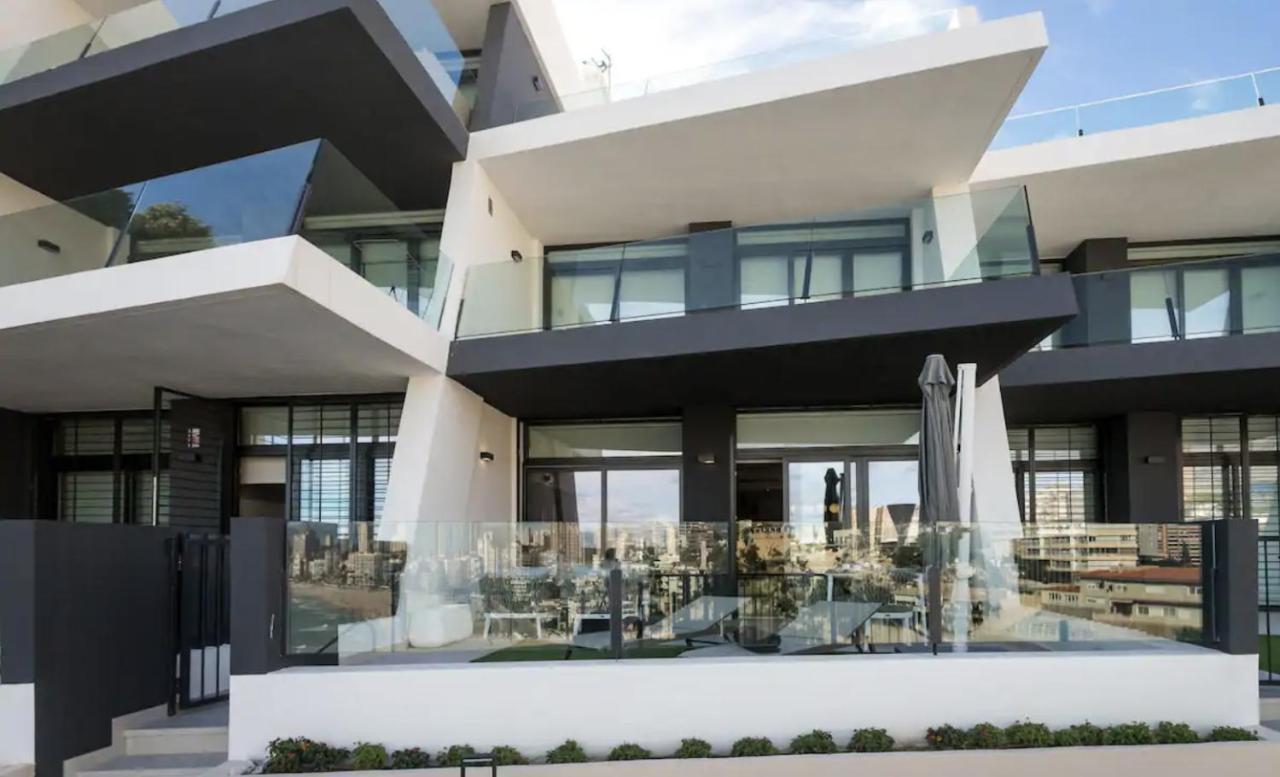 Luxury Apartment With Private Hot Tub By Poniente Beach Μπένιντορμ Εξωτερικό φωτογραφία