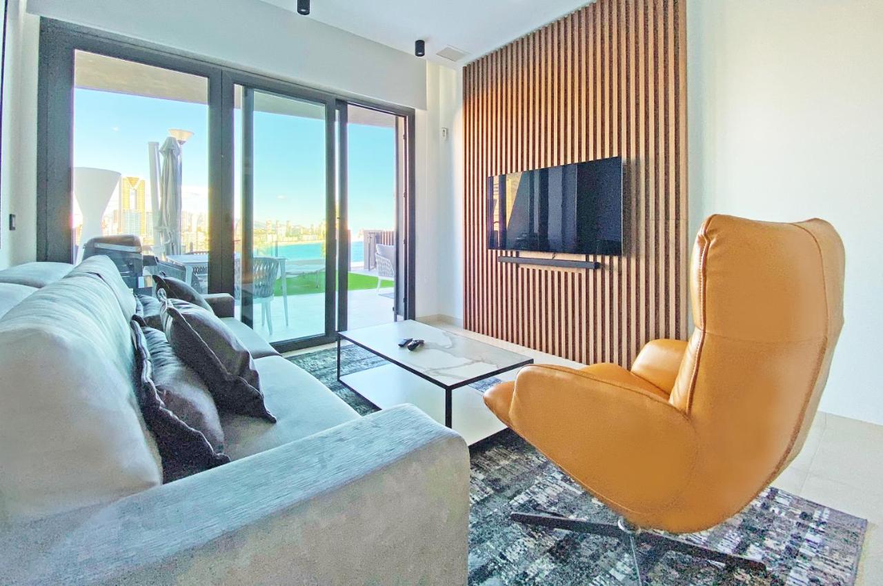 Luxury Apartment With Private Hot Tub By Poniente Beach Μπένιντορμ Εξωτερικό φωτογραφία