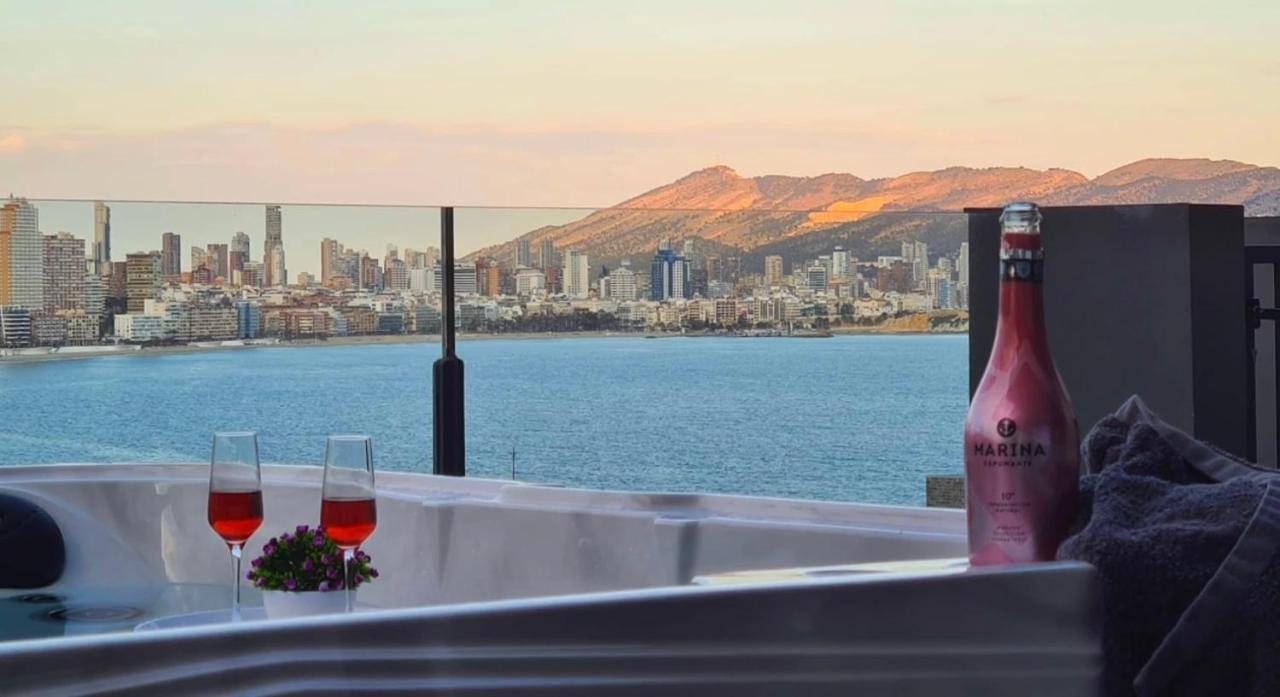 Luxury Apartment With Private Hot Tub By Poniente Beach Μπένιντορμ Εξωτερικό φωτογραφία